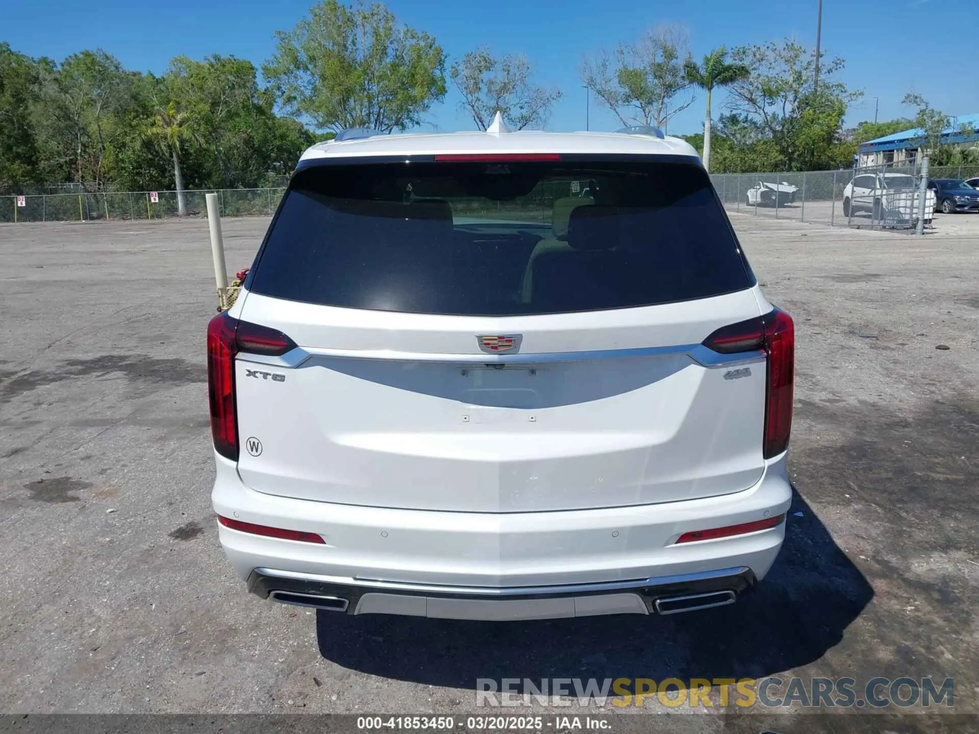 16 Photograph of a damaged car 1GYKPCRS0RZ700856 CADILLAC XT6 2024