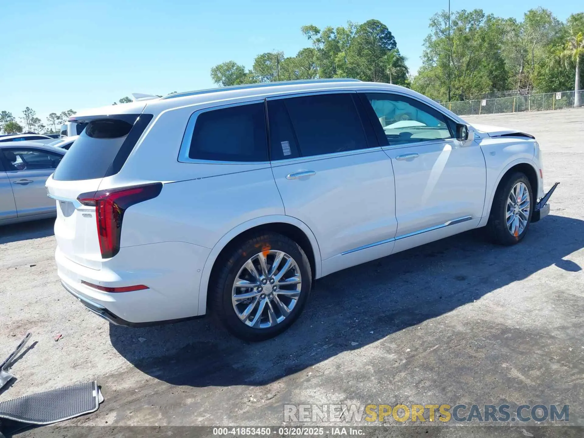 4 Photograph of a damaged car 1GYKPCRS0RZ700856 CADILLAC XT6 2024