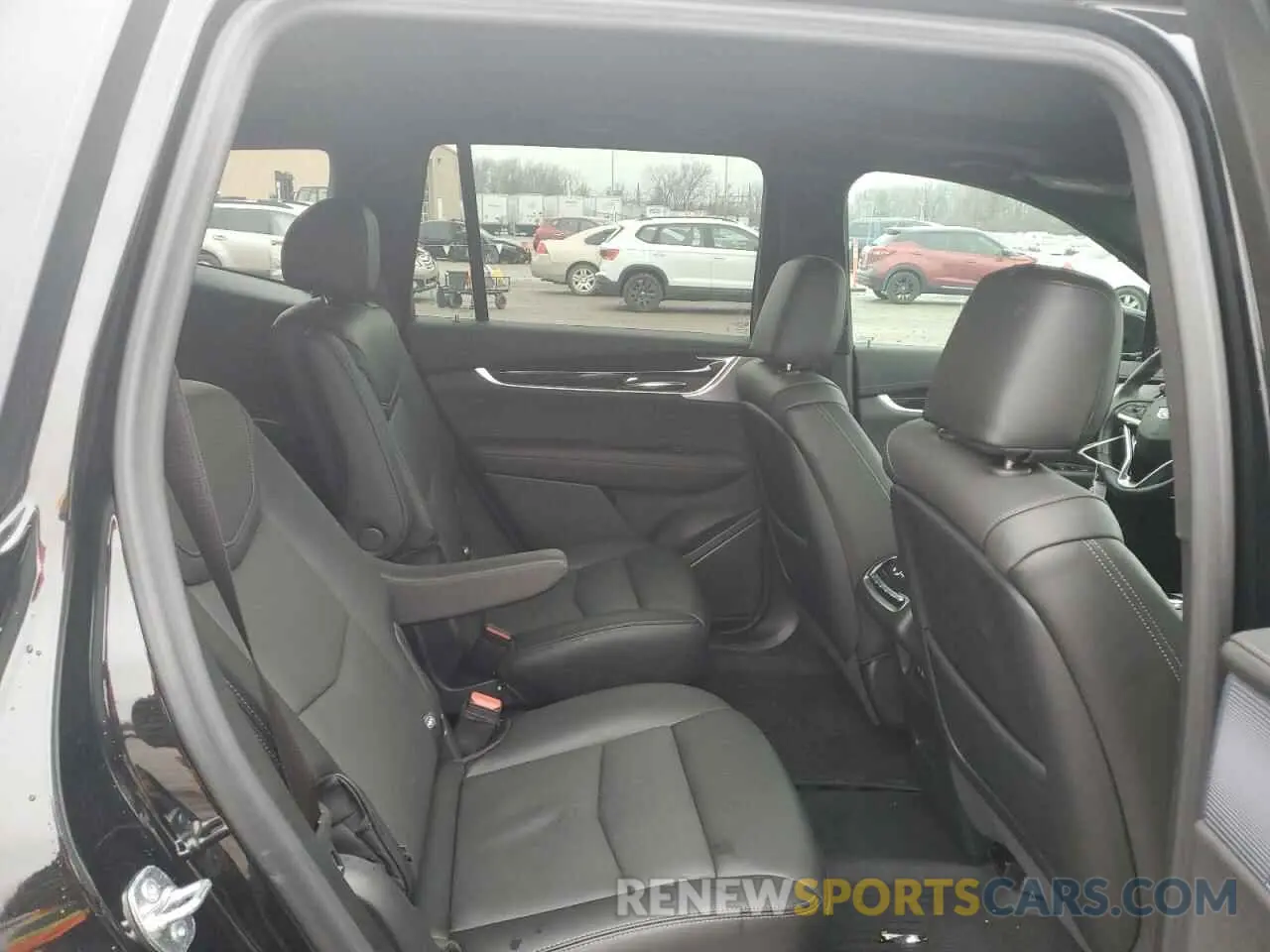 11 Photograph of a damaged car 1GYKPDRS3RZ736434 CADILLAC XT6 2024