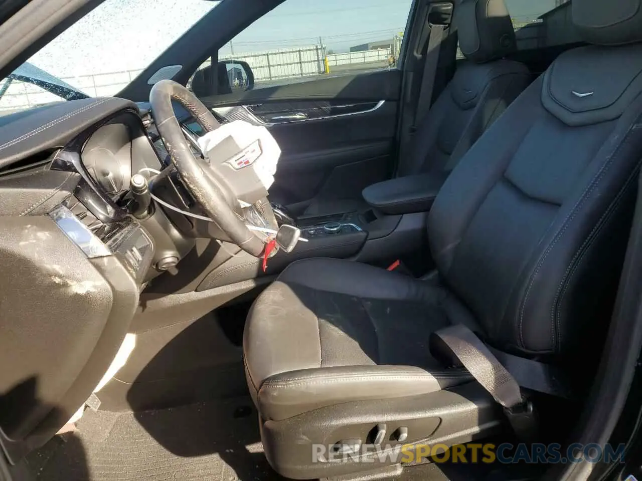 7 Photograph of a damaged car 1GYKPDRS4RZ709047 CADILLAC XT6 2024