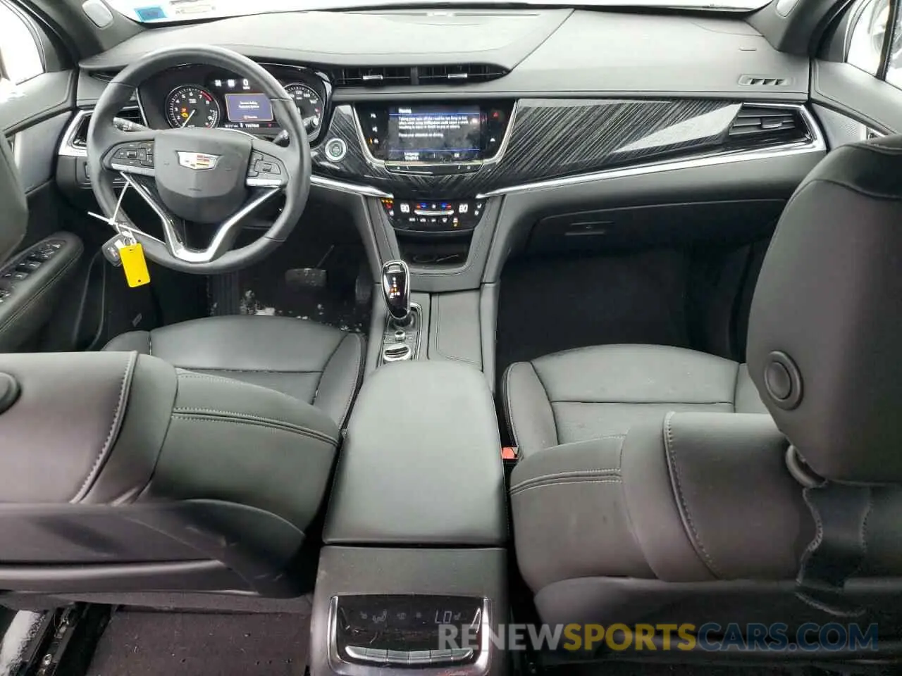 8 Photograph of a damaged car 1GYKPDRS5RZ712250 CADILLAC XT6 2024