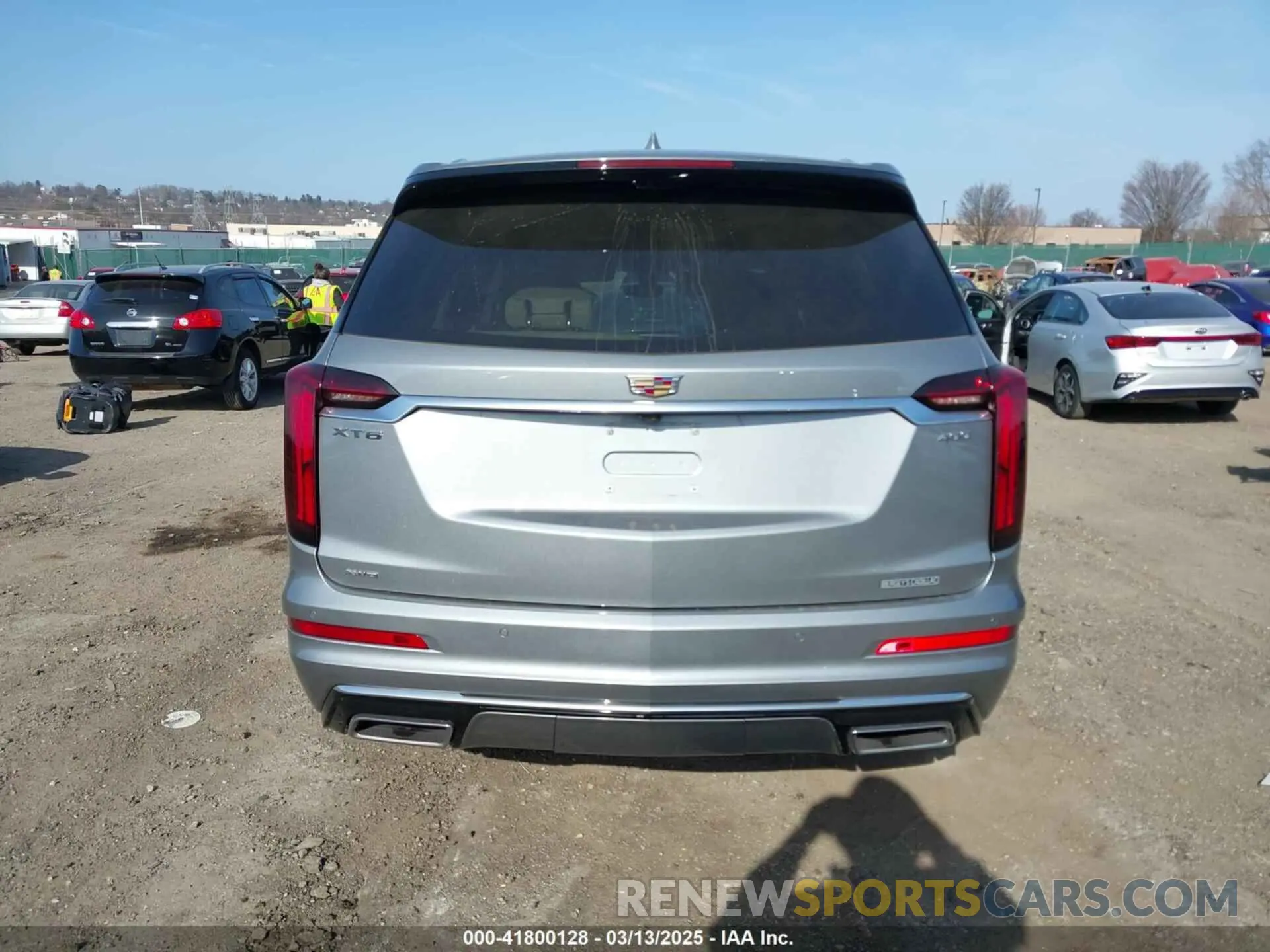 15 Photograph of a damaged car 1GYKPDRS8RZ739104 CADILLAC XT6 2024