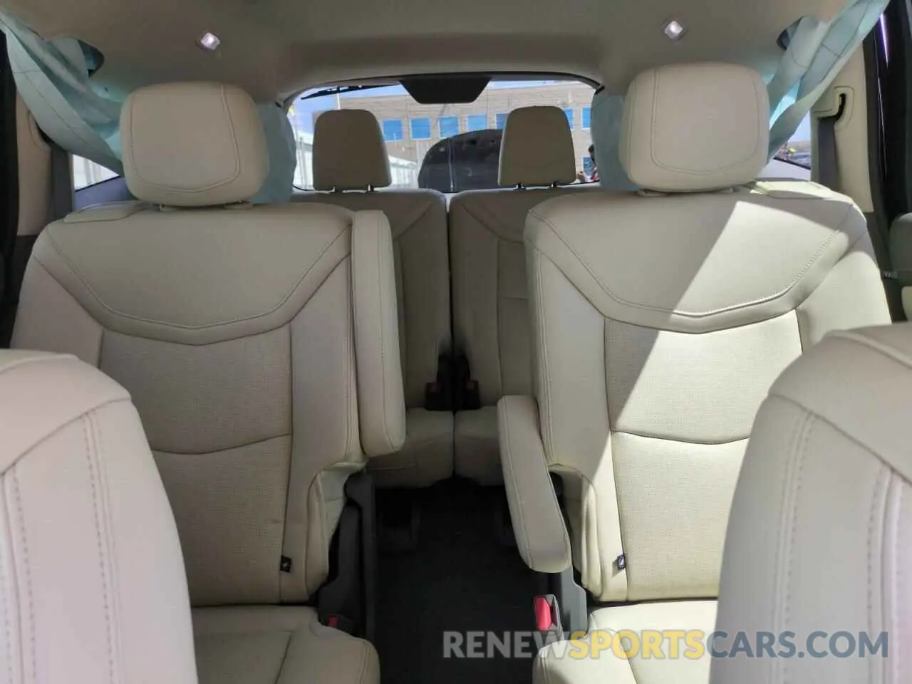 10 Photograph of a damaged car 1GYKPDRSXRZ711949 CADILLAC XT6 2024