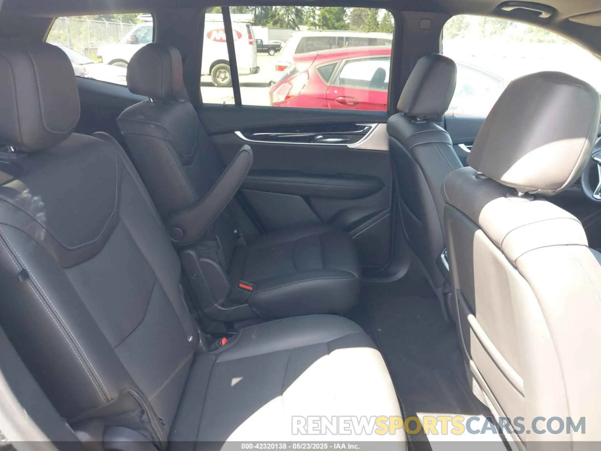 8 Photograph of a damaged car 1GYKPDRSXRZ721817 CADILLAC XT6 2024