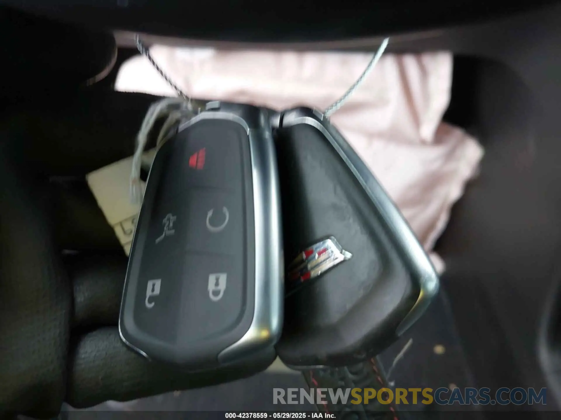 11 Photograph of a damaged car 1GYKPDRSXRZ724989 CADILLAC XT6 2024