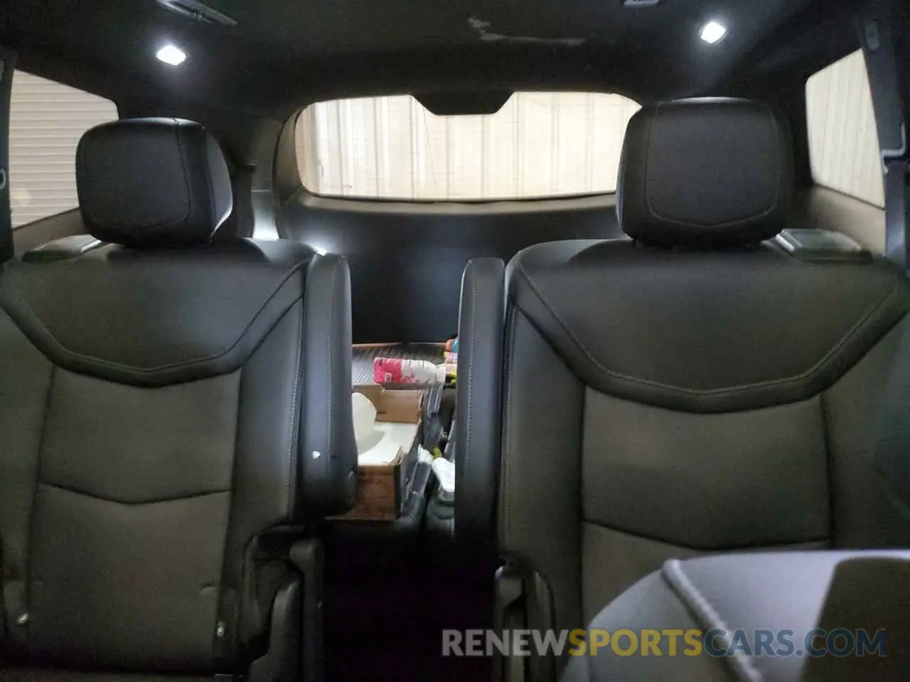 10 Photograph of a damaged car 1GYKPGRS4RZ732359 CADILLAC XT6 2024