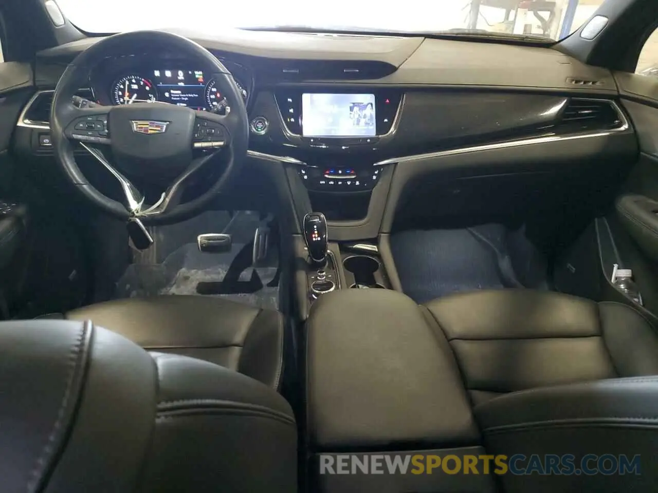 8 Photograph of a damaged car 1GYKPGRS4RZ732359 CADILLAC XT6 2024
