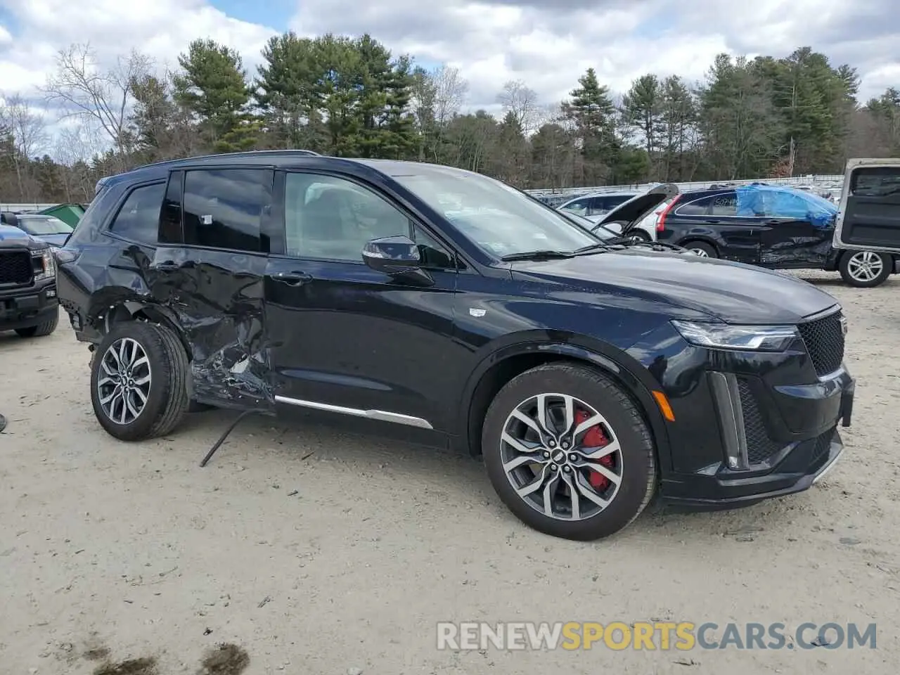4 Photograph of a damaged car 1GYKPGRS6RZ749292 CADILLAC XT6 2024