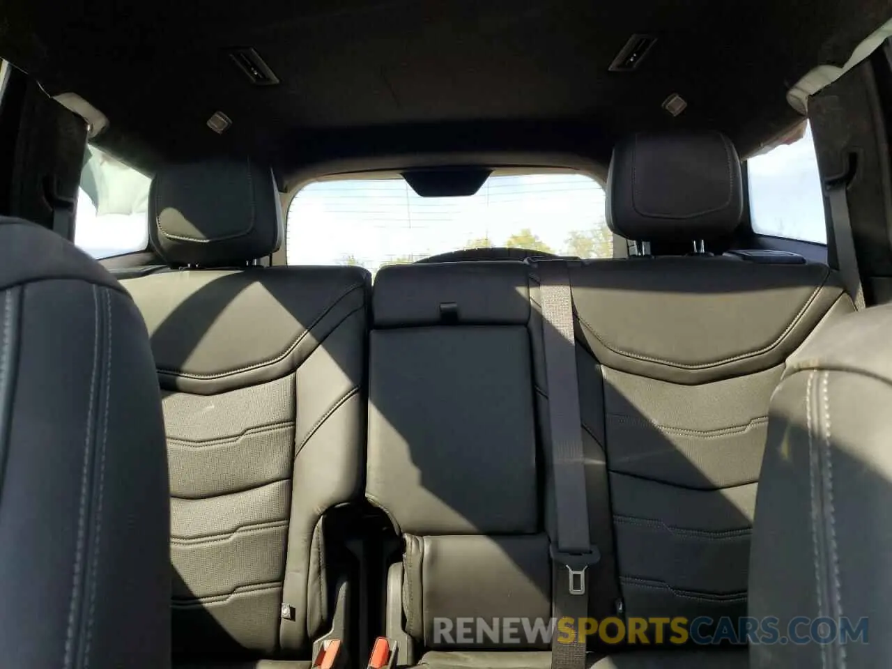 10 Photograph of a damaged car 1GYKPHRS4RZ715079 CADILLAC XT6 2024