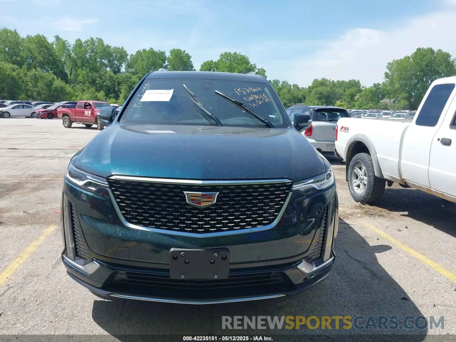 11 Photograph of a damaged car 1GYKPDRS1SZ120334 CADILLAC XT6 2025