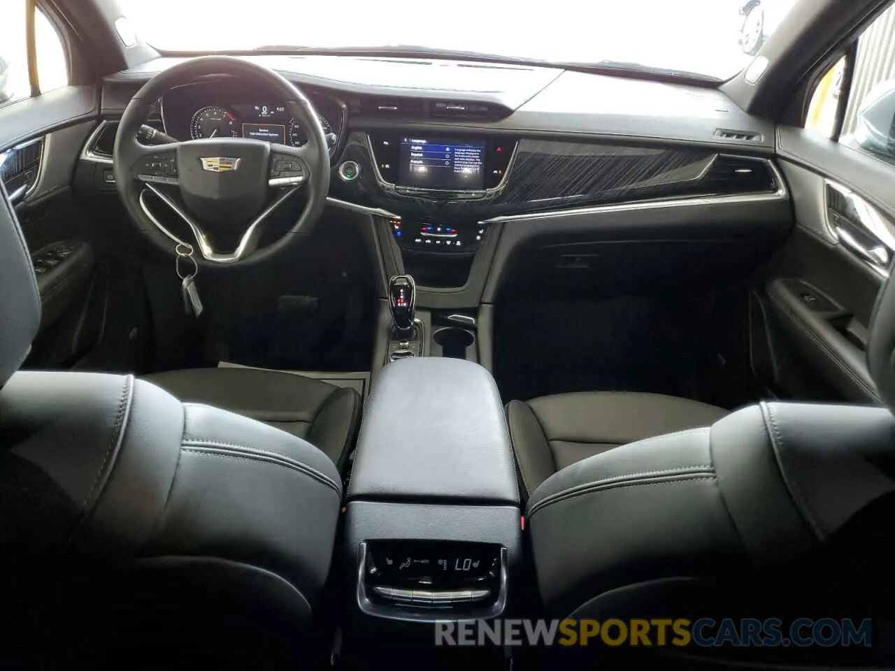 8 Photograph of a damaged car 1GYKPDRS6SZ119759 CADILLAC XT6 2025