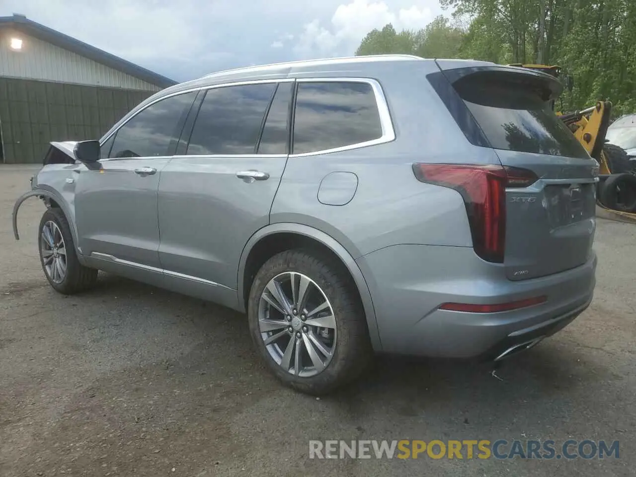2 Photograph of a damaged car 1GYKPDRS8SZ118323 CADILLAC XT6 2025