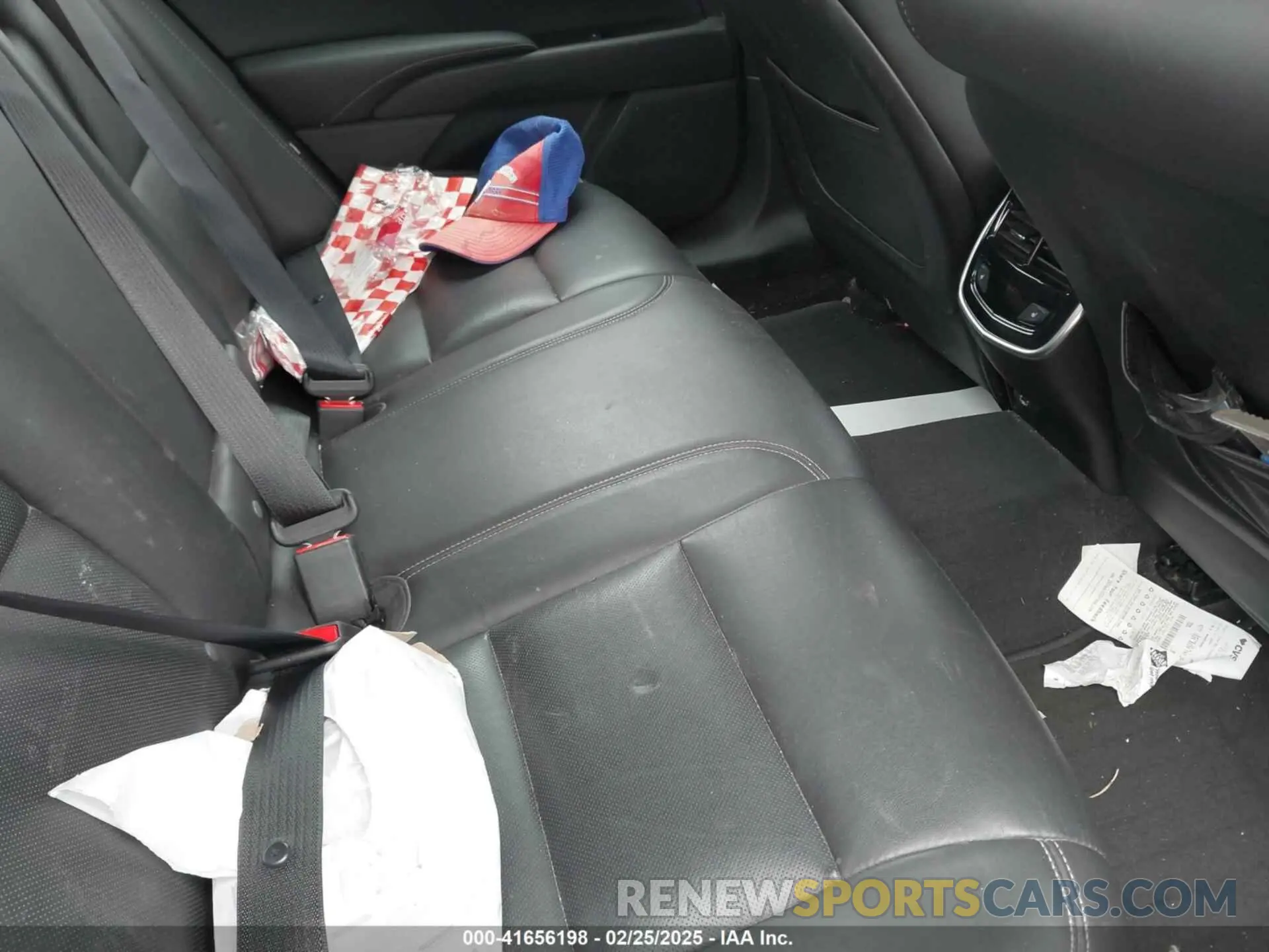 8 Фотография поврежденного автомобиля 2G61M5S39K9157261 CADILLAC XTS 2019