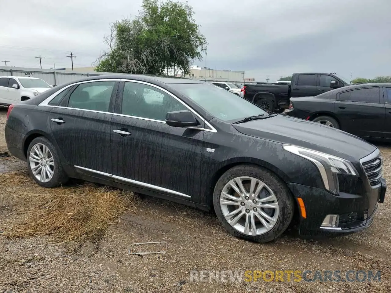 4 Photograph of a damaged car 2G61M5S3XK9133339 CADILLAC XTS 2019