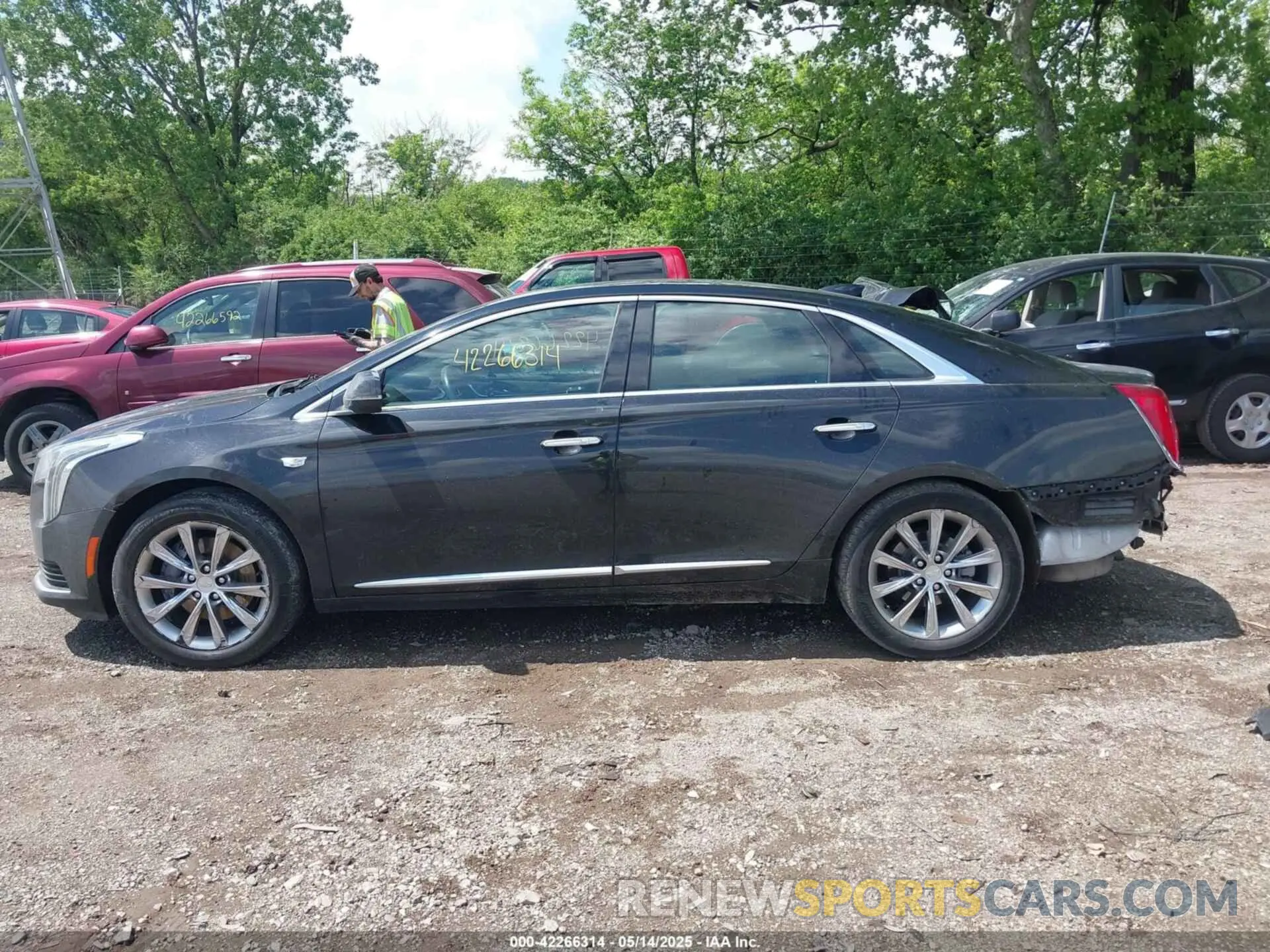 15 Photograph of a damaged car 2G61U5S37K9157078 CADILLAC XTS 2019