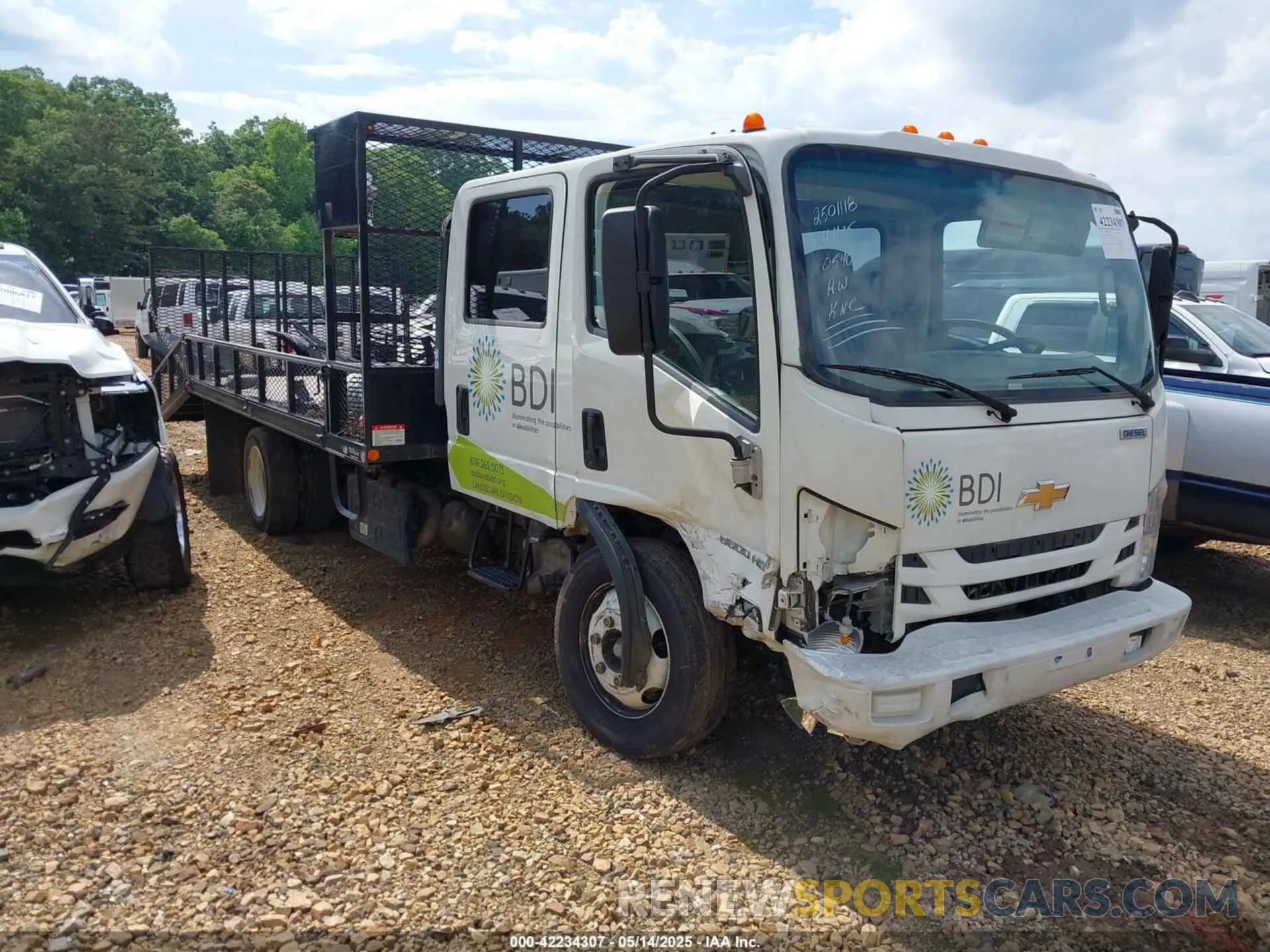 1 Photograph of a damaged car JALEEJ162L7900540 CHEVROLET 5500HD LCF DIESEL 2020