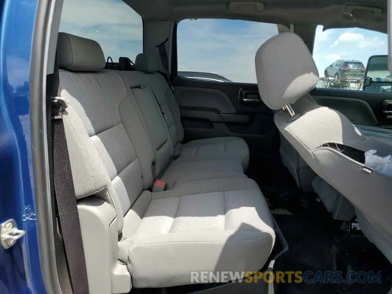 10 Photograph of a damaged car 1GC1KREYXKF199897 CHEVROLET ALL Models 2019