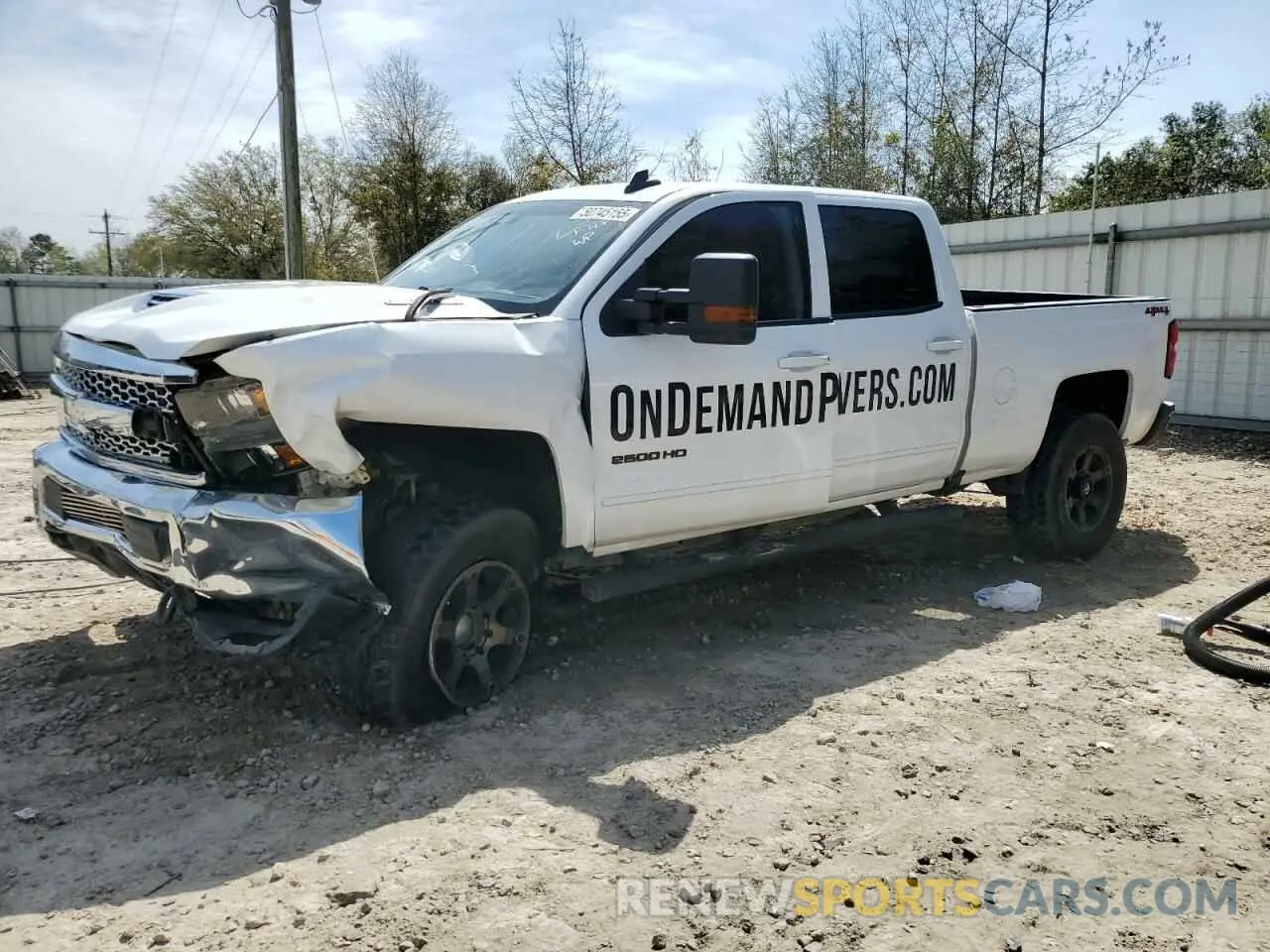 1 Photograph of a damaged car 1GC1KSEY5KF122636 CHEVROLET ALL Models 2019