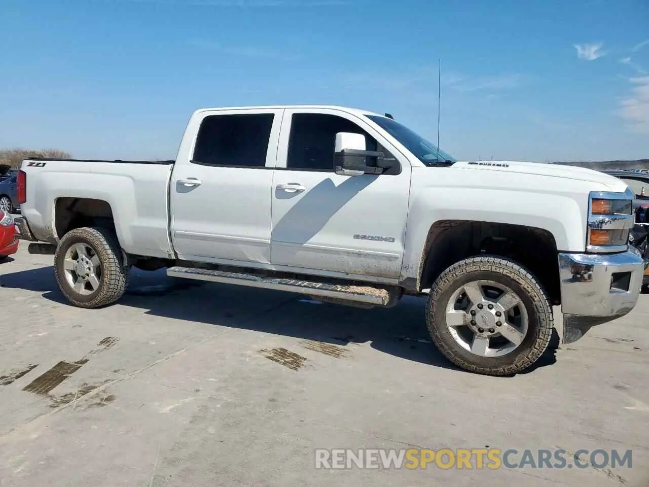 4 Фотография поврежденного автомобиля 1GC1KSEY6KF114271 CHEVROLET ALL Models 2019