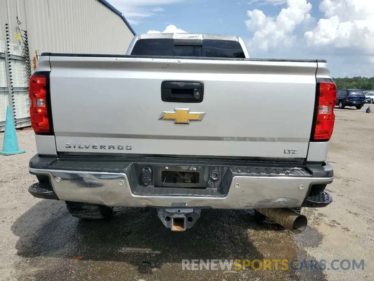 6 Photograph of a damaged car 1GC1KTEY6KF208852 CHEVROLET ALL Models 2019