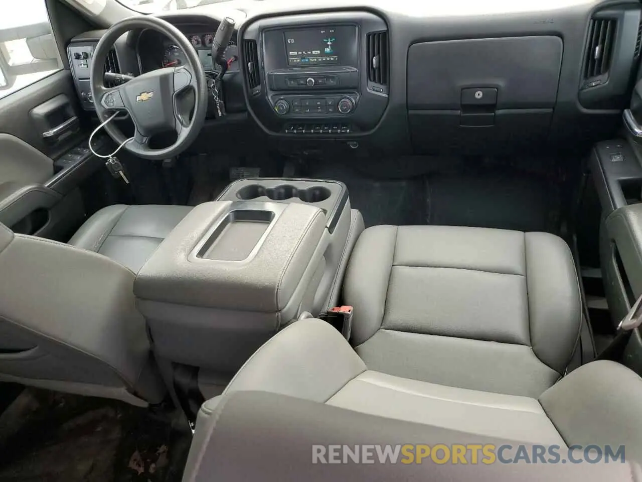 8 Photograph of a damaged car 1GC4KVCG6KF202519 CHEVROLET ALL Models 2019