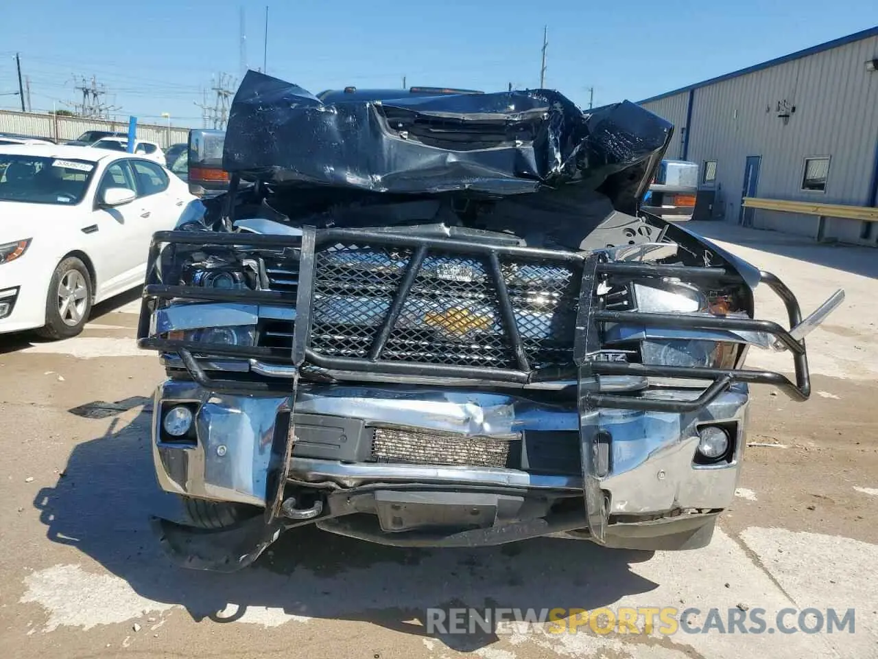 5 Photograph of a damaged car 1GC4KXEY3KF128865 CHEVROLET ALL Models 2019