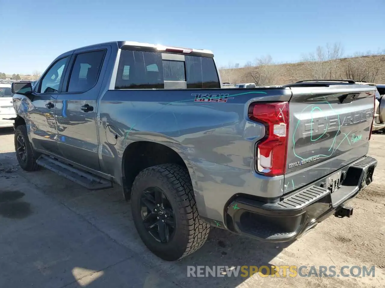 2 Фотография поврежденного автомобиля 1GCPYFED7KZ206890 CHEVROLET ALL Models 2019
