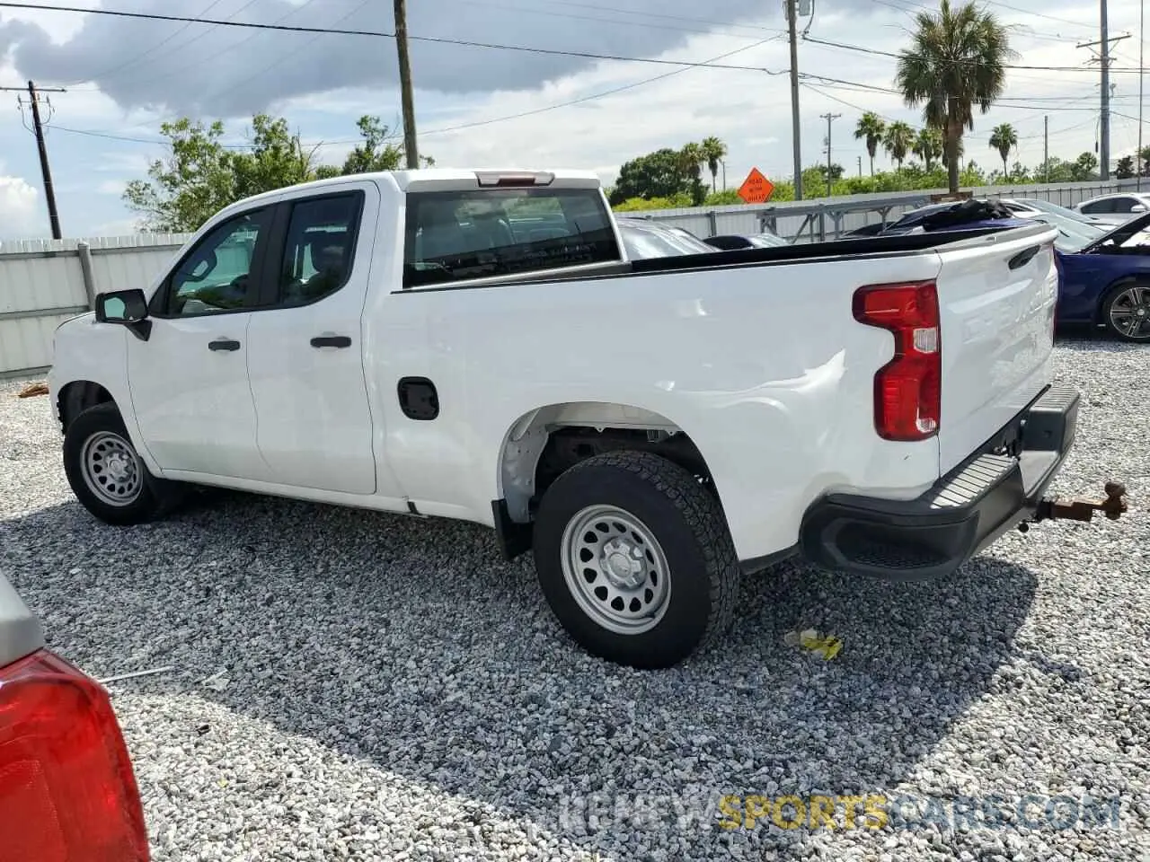 2 Photograph of a damaged car 1GCRWAEH4KZ238300 CHEVROLET ALL Models 2019