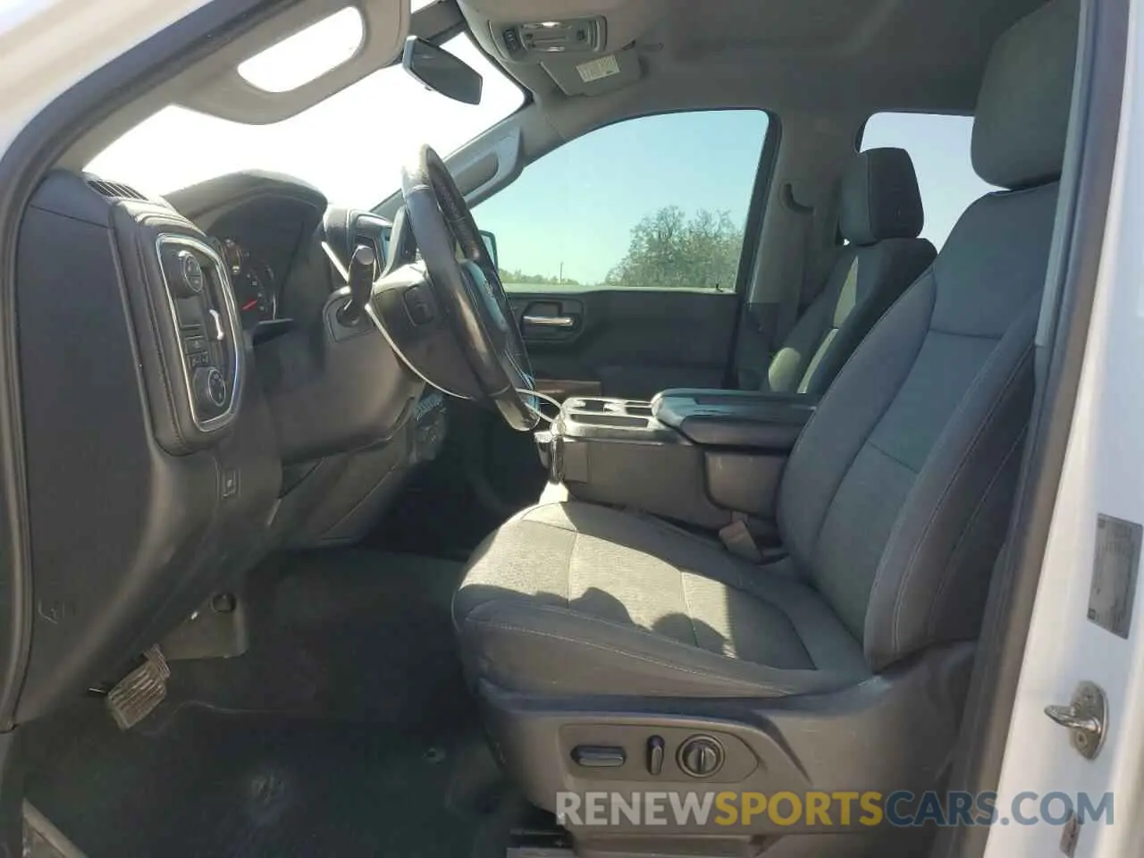7 Photograph of a damaged car 1GCRWCEK1KZ304230 CHEVROLET ALL Models 2019