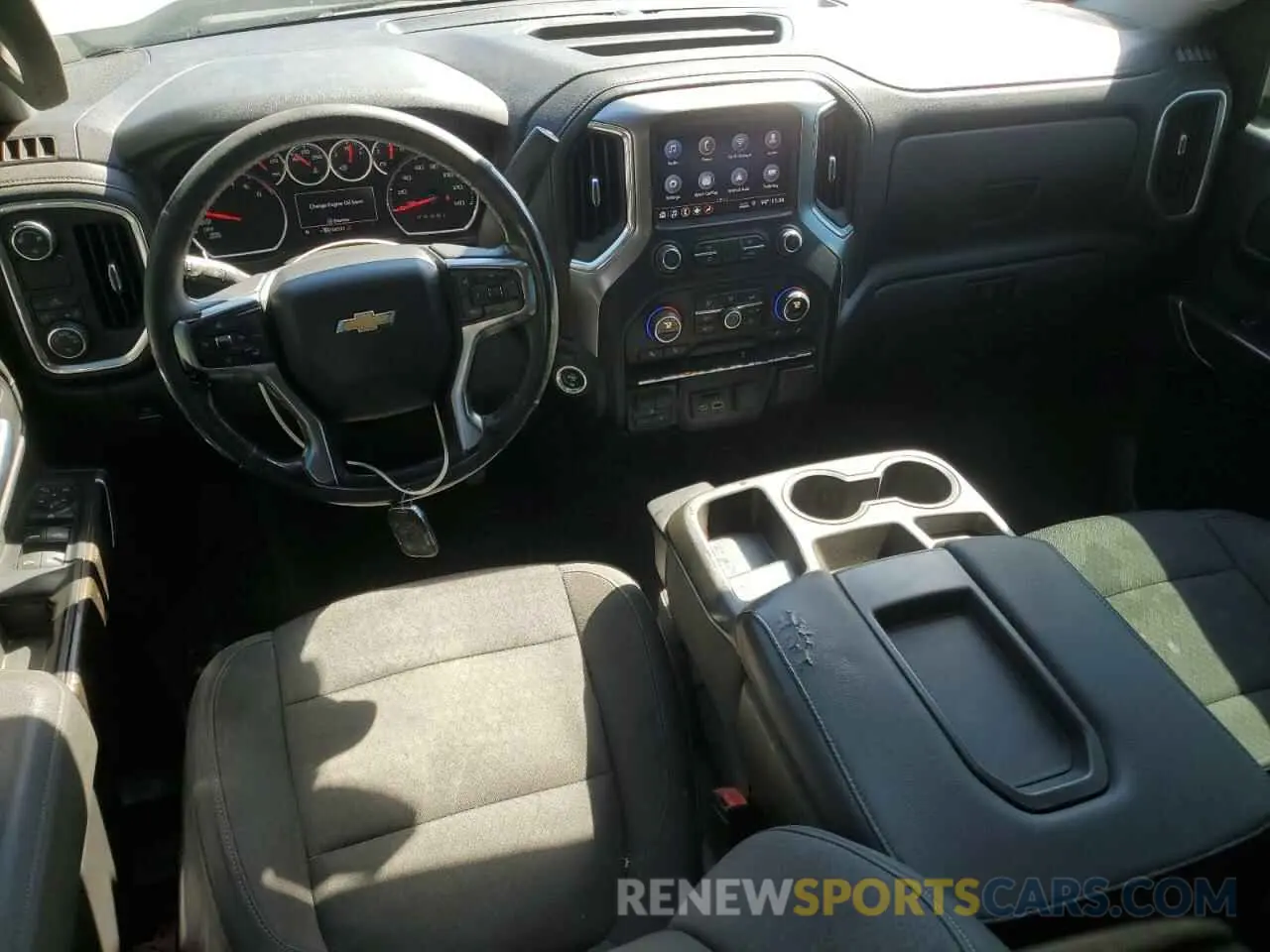 8 Photograph of a damaged car 1GCRWCEK1KZ304230 CHEVROLET ALL Models 2019