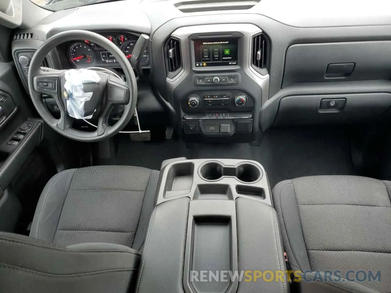 8 Фотография поврежденного автомобиля 1GCRYBEH0KZ402223 CHEVROLET ALL Models 2019
