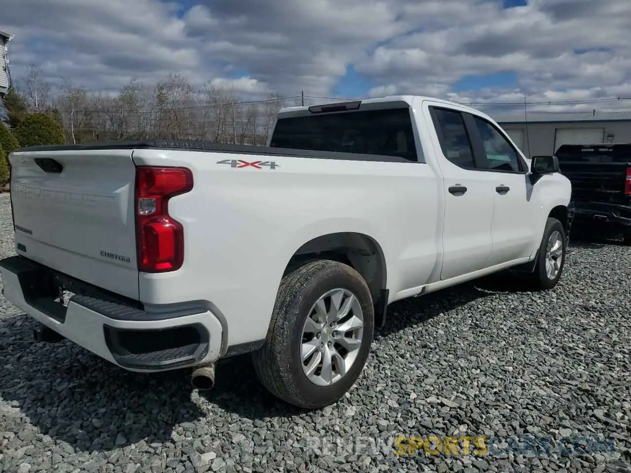 3 Фотография поврежденного автомобиля 1GCRYBEH1KZ276681 CHEVROLET ALL Models 2019