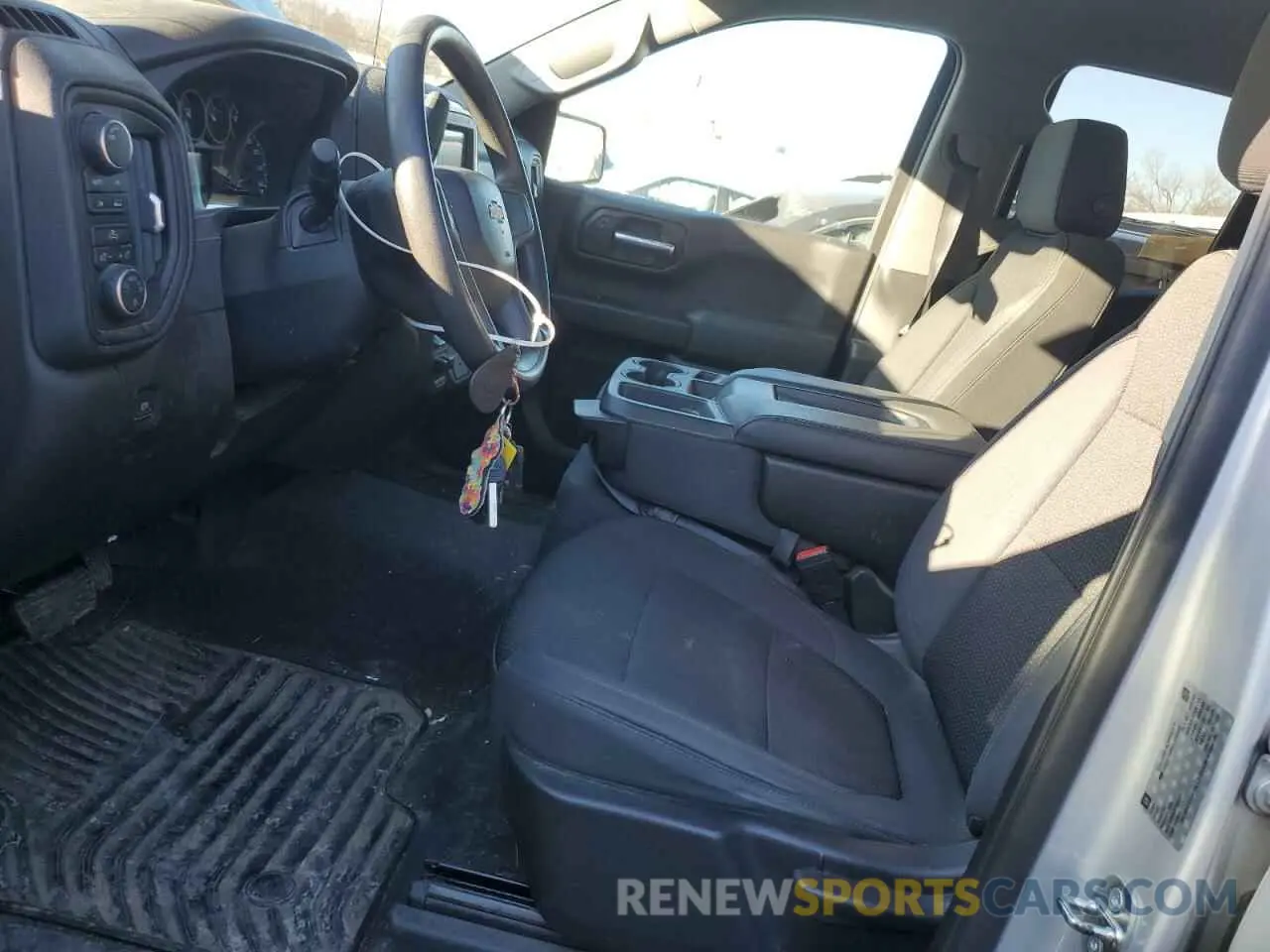 7 Photograph of a damaged car 1GCRYBEH2KZ266659 CHEVROLET ALL Models 2019
