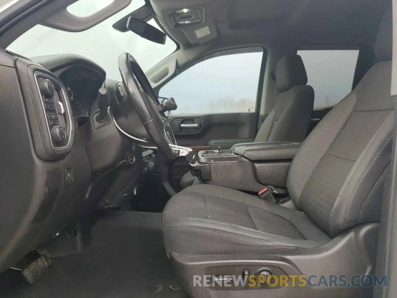 7 Photograph of a damaged car 1GCRYDED1KZ252275 CHEVROLET ALL Models 2019