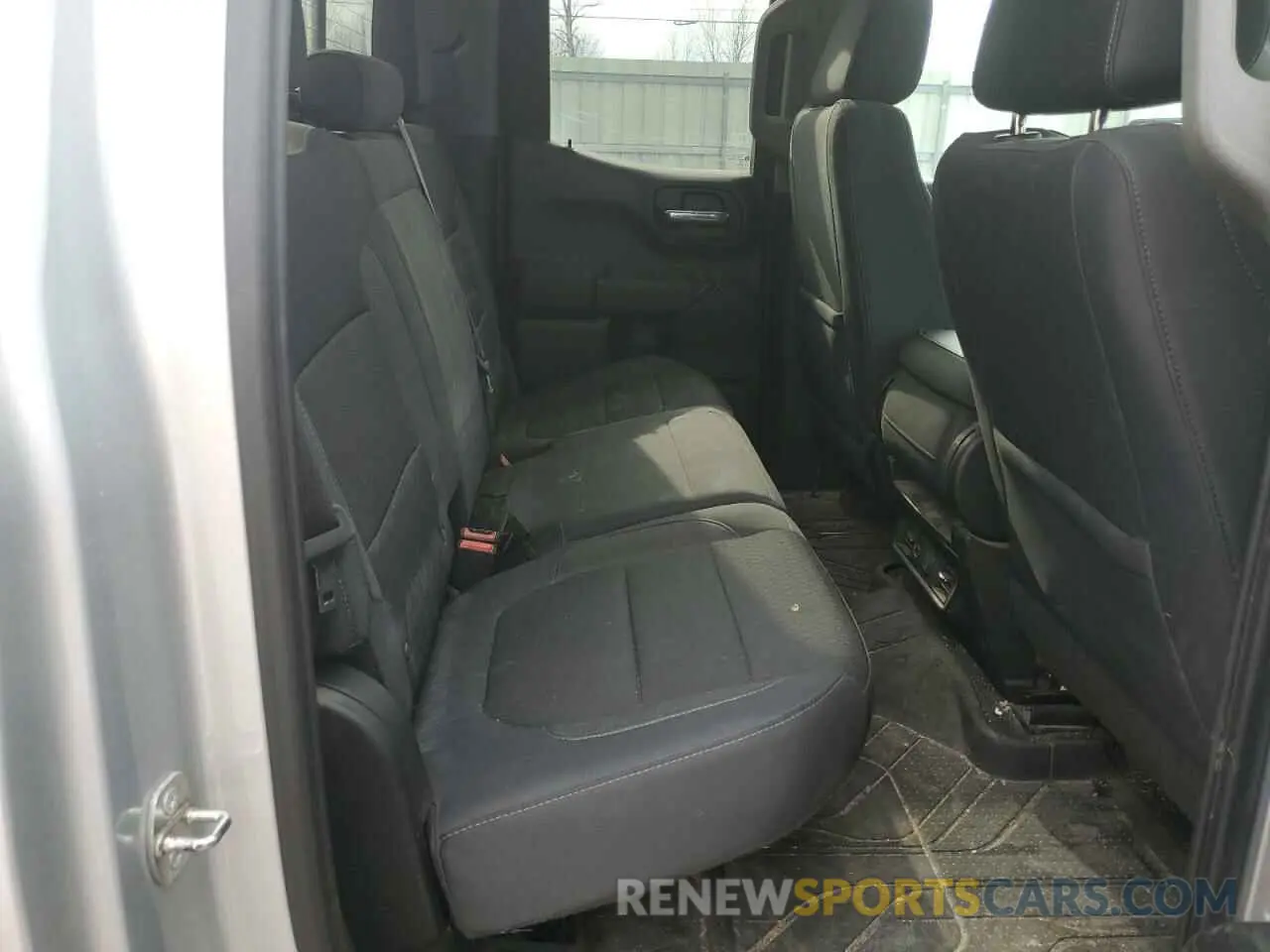 10 Photograph of a damaged car 1GCRYDED5KZ307682 CHEVROLET ALL Models 2019