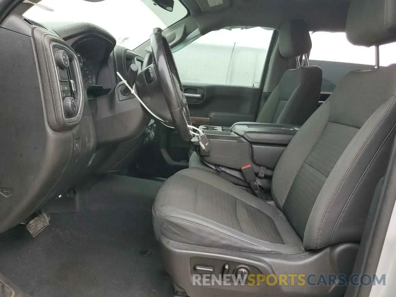 7 Photograph of a damaged car 1GCUWCED4KZ186346 CHEVROLET ALL Models 2019