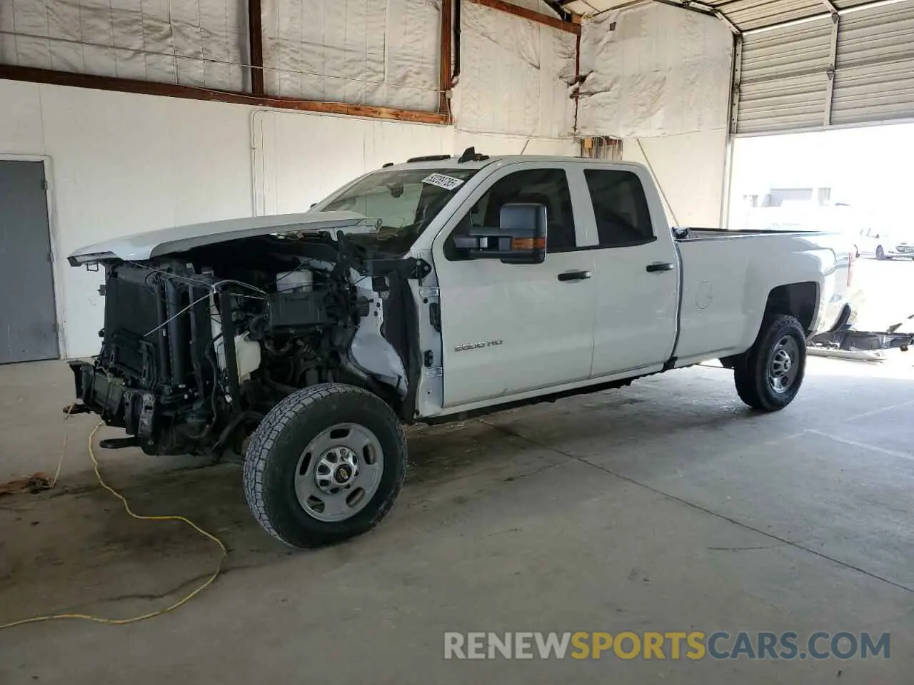 1 Photograph of a damaged car 2GC2CREG6K1231857 CHEVROLET ALL Models 2019
