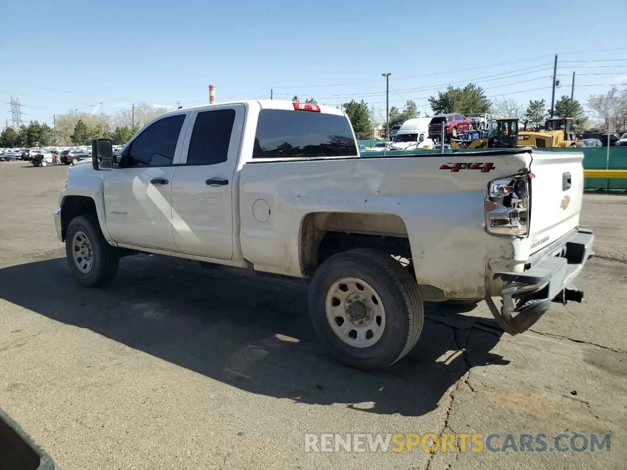 2 Photograph of a damaged car 2GC2KREG0K1111605 CHEVROLET ALL Models 2019