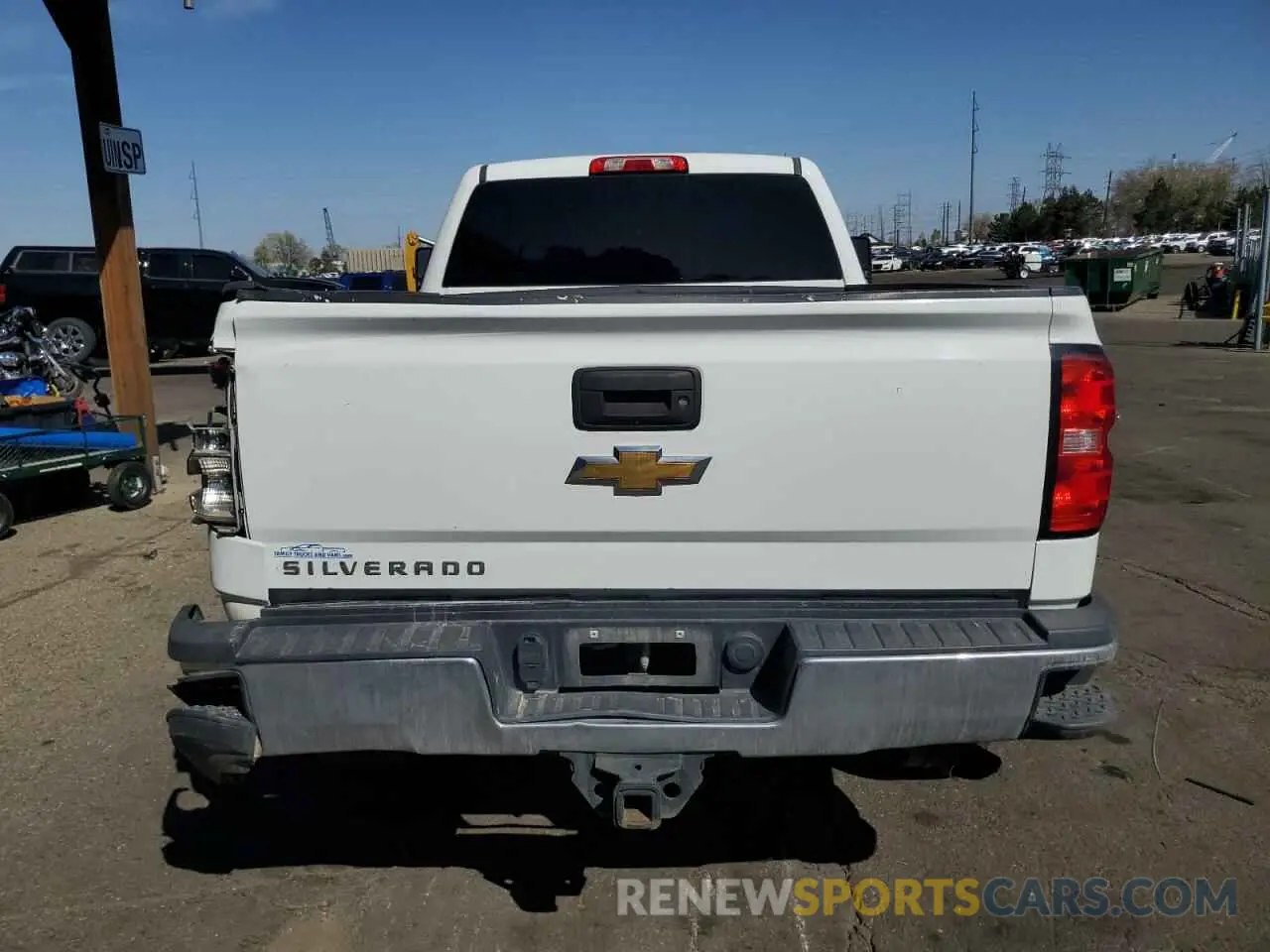 6 Photograph of a damaged car 2GC2KREG0K1111605 CHEVROLET ALL Models 2019