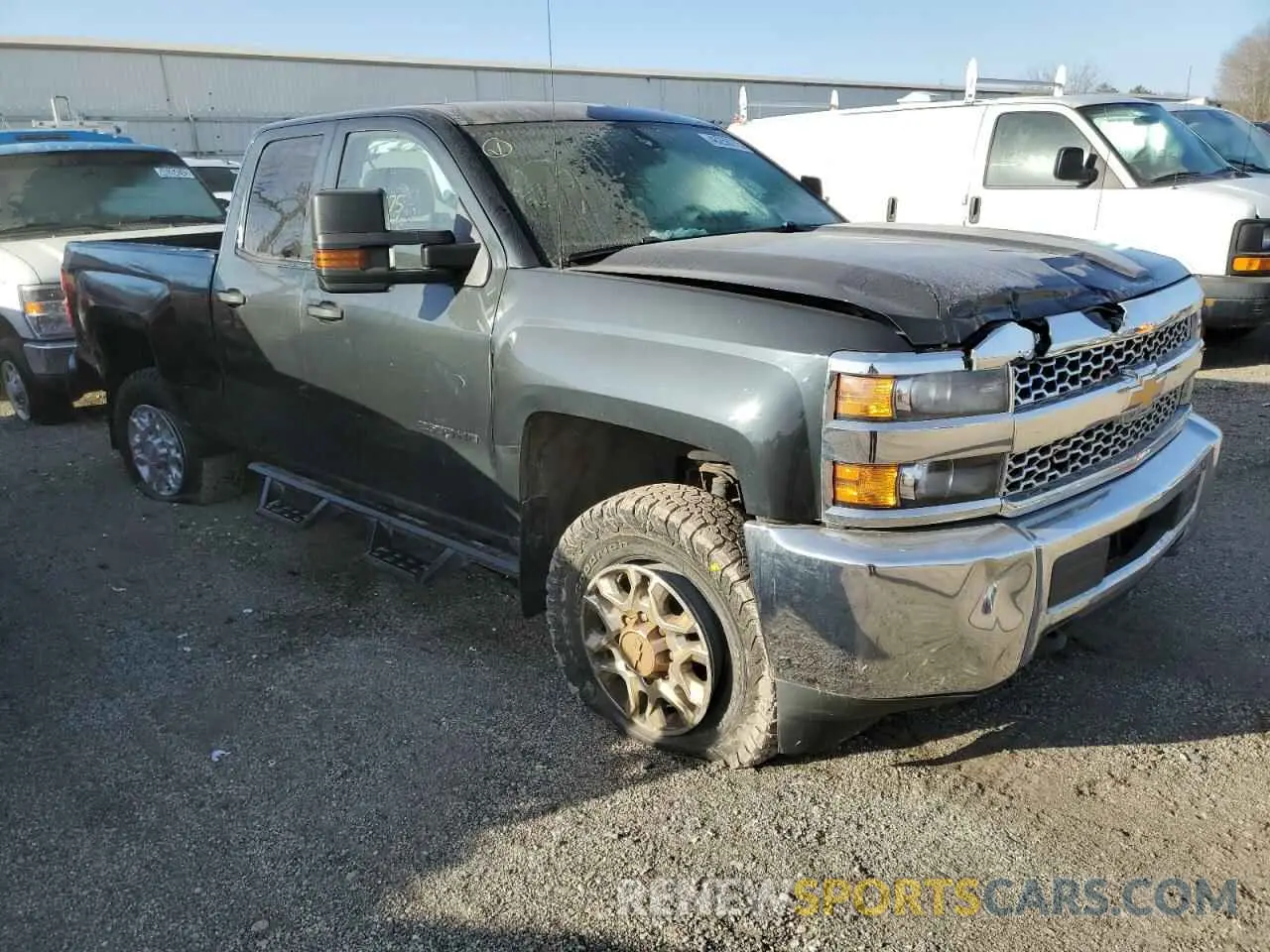 4 Фотография поврежденного автомобиля 2GC2KREG0K1181556 CHEVROLET ALL Models 2019