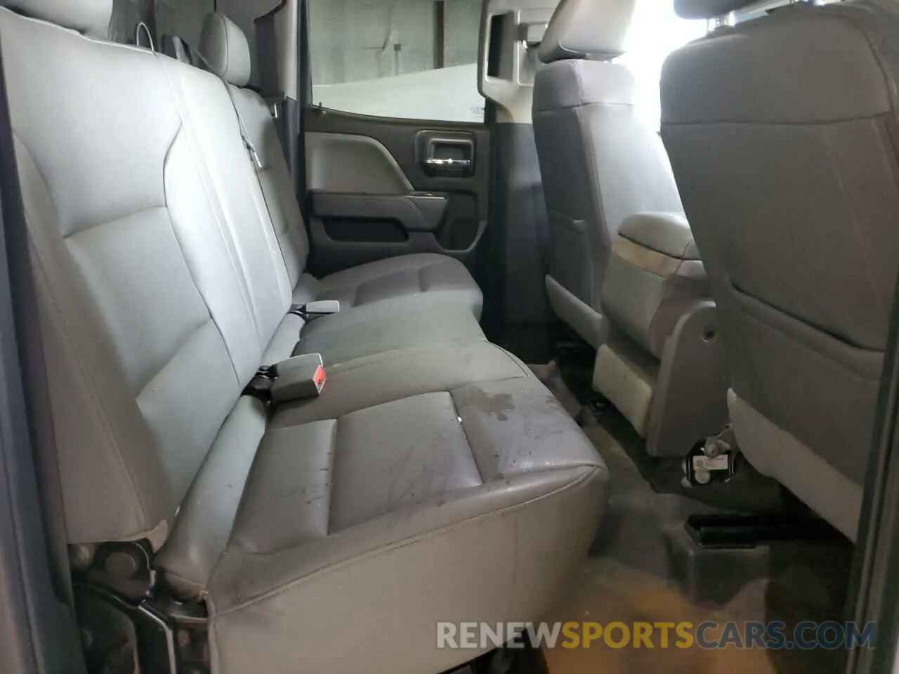 10 Фотография поврежденного автомобиля 2GC2KREG0K1216869 CHEVROLET ALL Models 2019