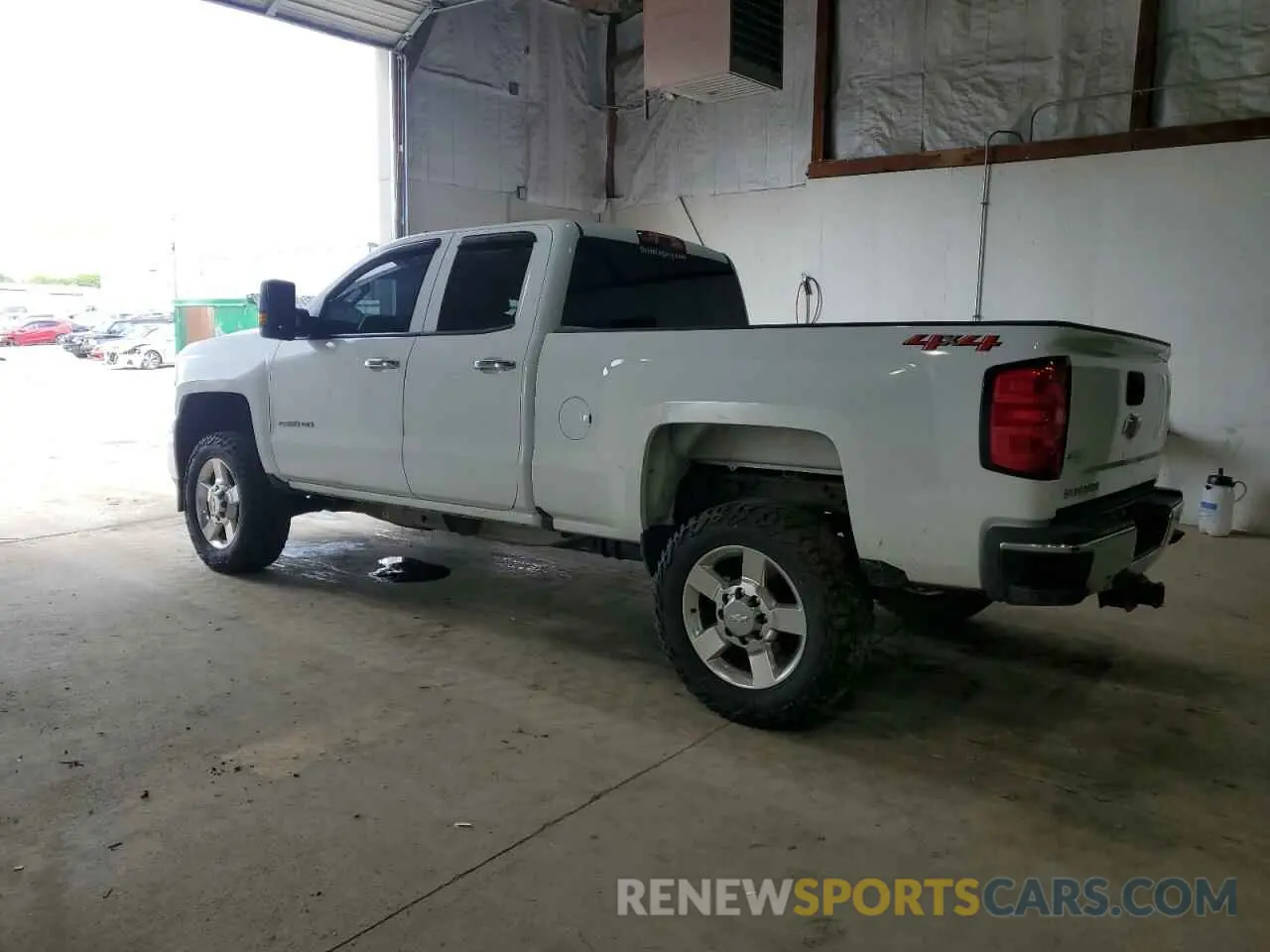 2 Фотография поврежденного автомобиля 2GC2KREG0K1216869 CHEVROLET ALL Models 2019