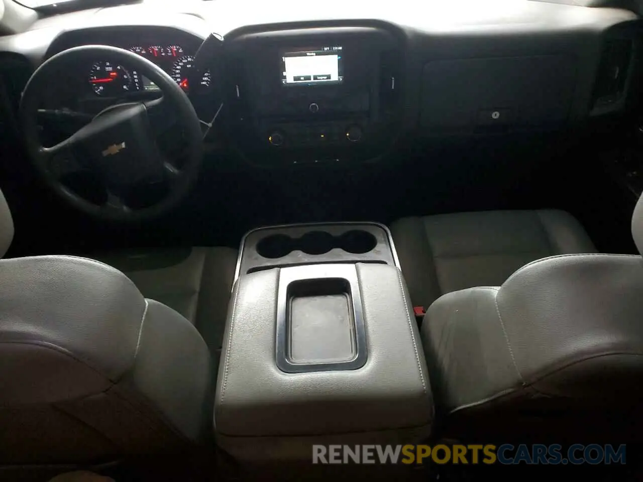 8 Фотография поврежденного автомобиля 2GC2KREG0K1216869 CHEVROLET ALL Models 2019