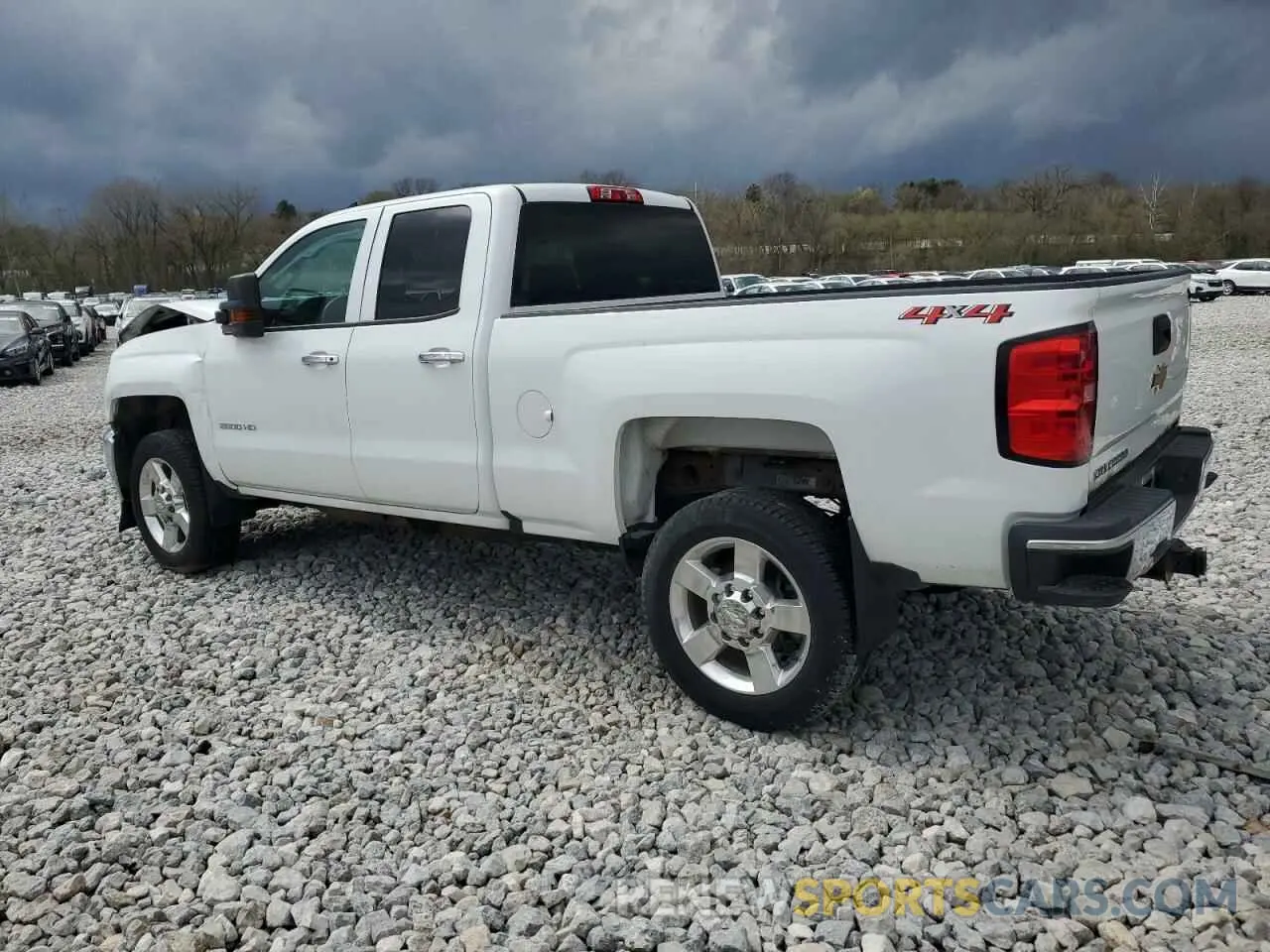 2 Photograph of a damaged car 2GC2KREG0K1227161 CHEVROLET ALL Models 2019