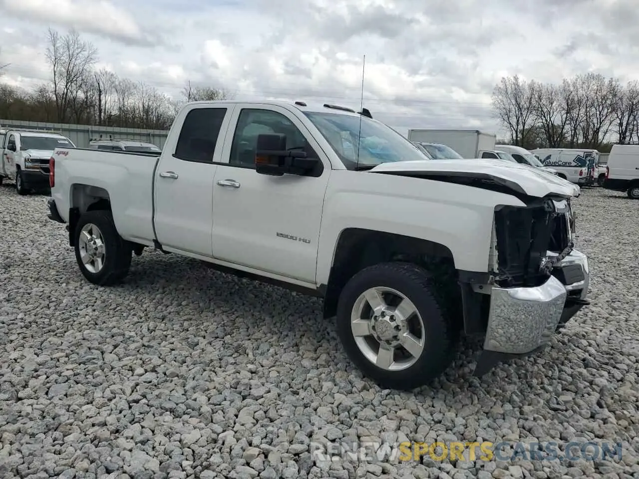 4 Photograph of a damaged car 2GC2KREG0K1227161 CHEVROLET ALL Models 2019