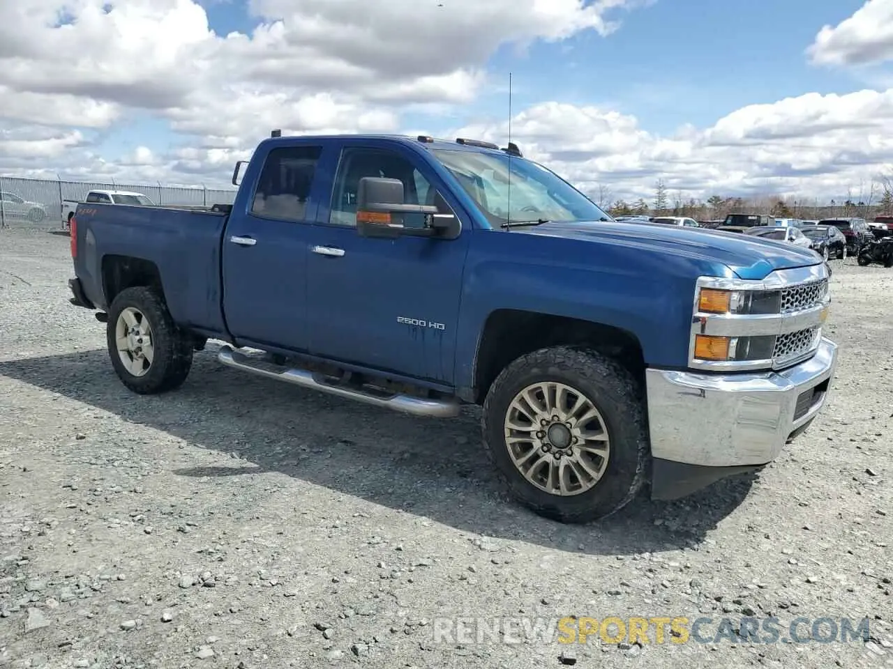 4 Photograph of a damaged car 2GC2KREG9K1121257 CHEVROLET ALL Models 2019