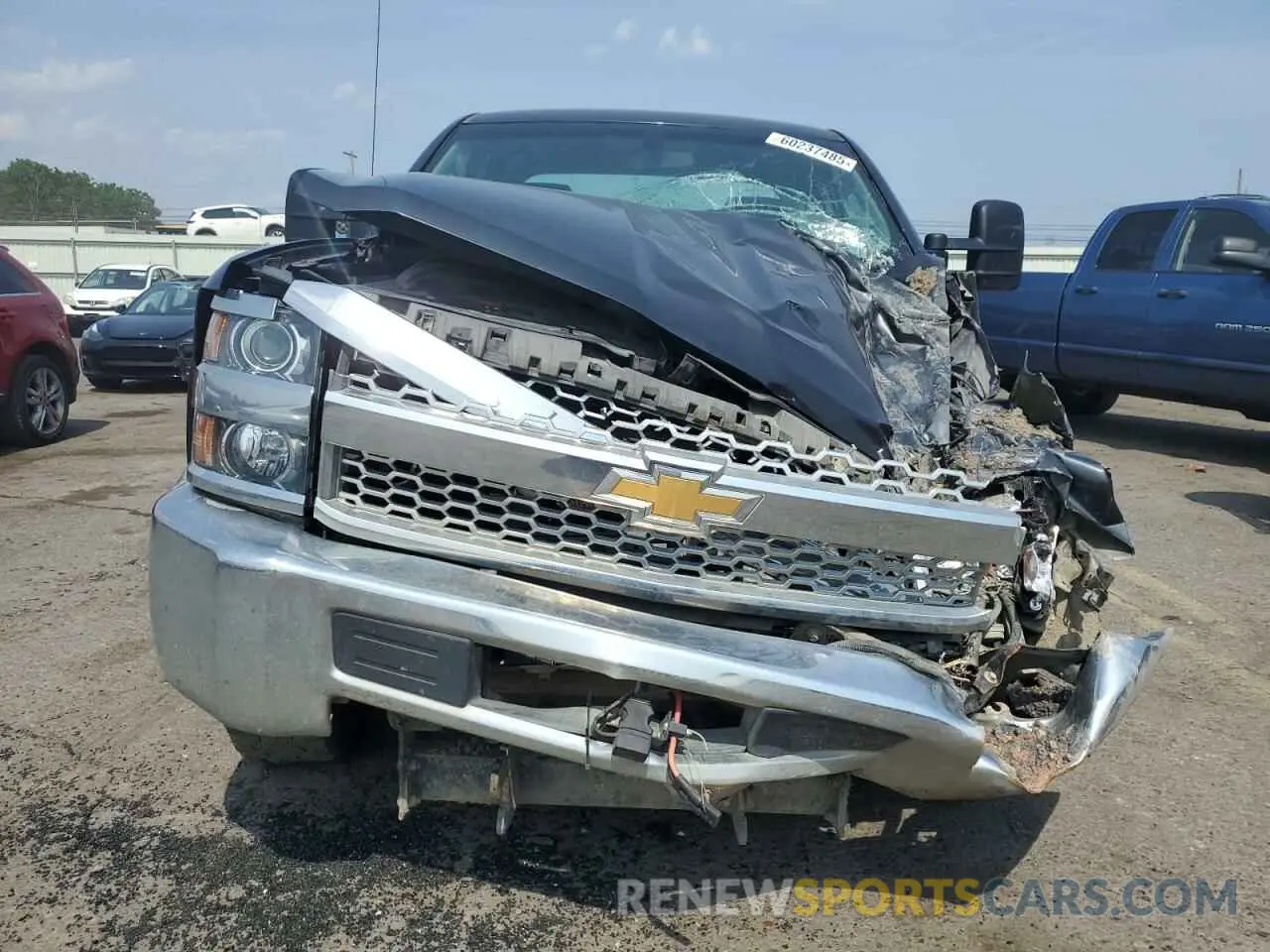 5 Photograph of a damaged car 2GC2KREG9K1181801 CHEVROLET ALL Models 2019