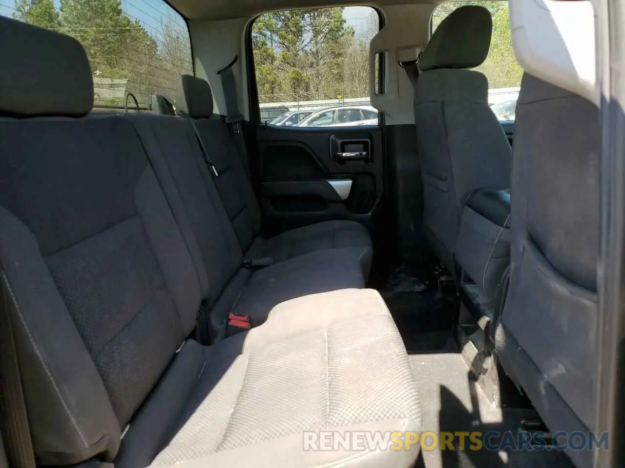 11 Photograph of a damaged car 2GCRCPEC0K1217226 CHEVROLET ALL Models 2019