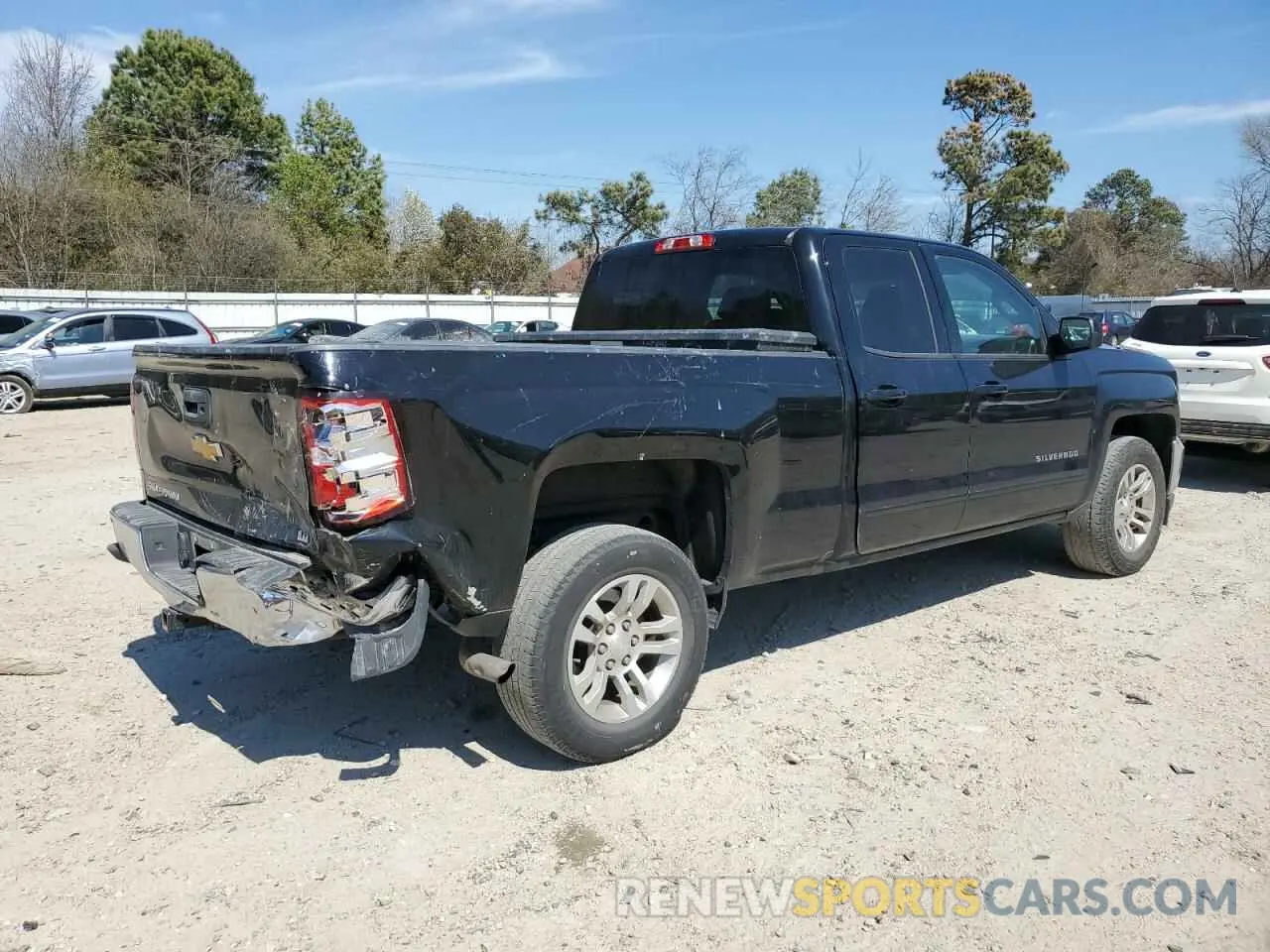 3 Photograph of a damaged car 2GCRCPEC0K1217226 CHEVROLET ALL Models 2019