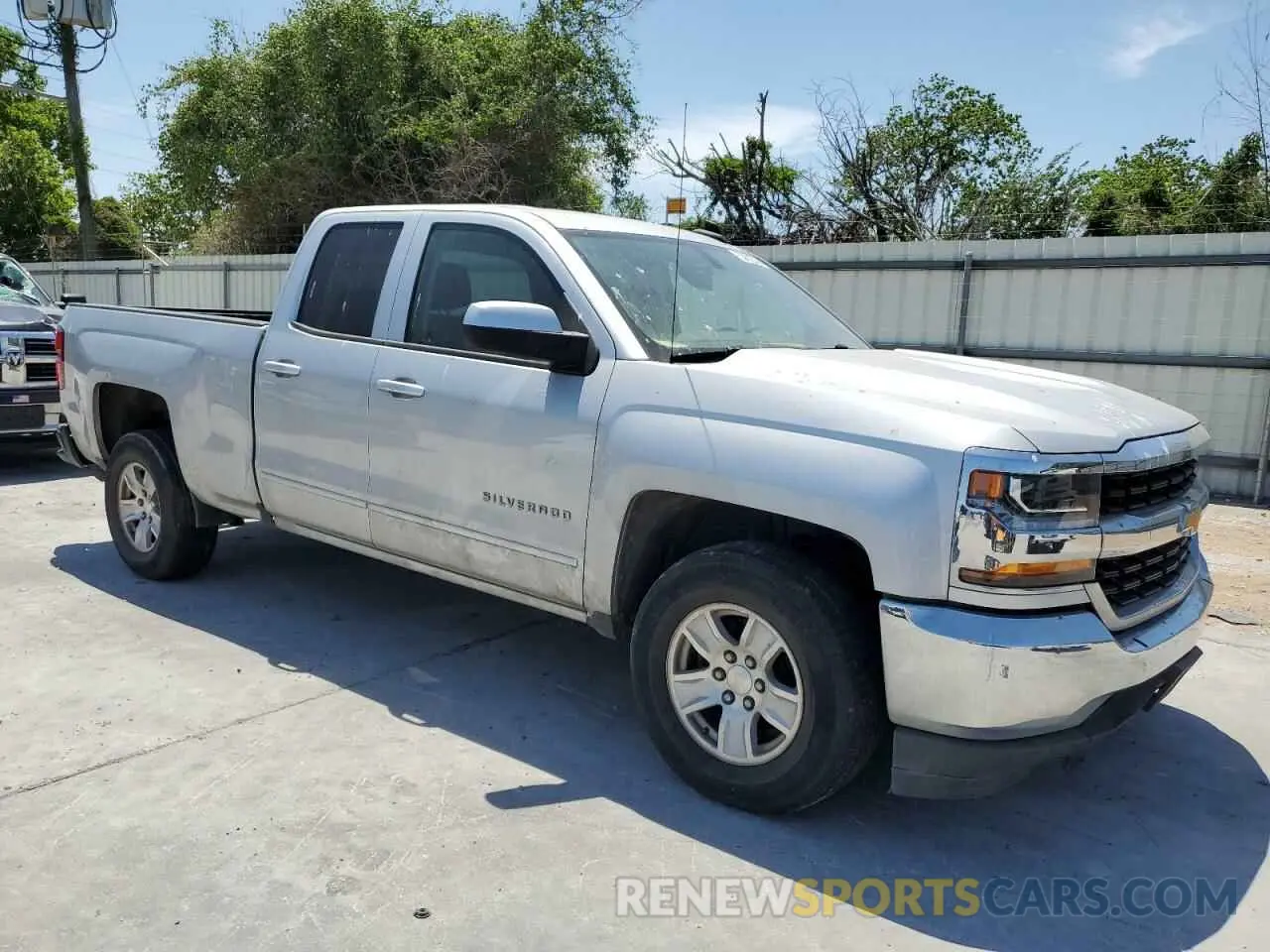 4 Фотография поврежденного автомобиля 2GCRCPEC3K1110235 CHEVROLET ALL Models 2019